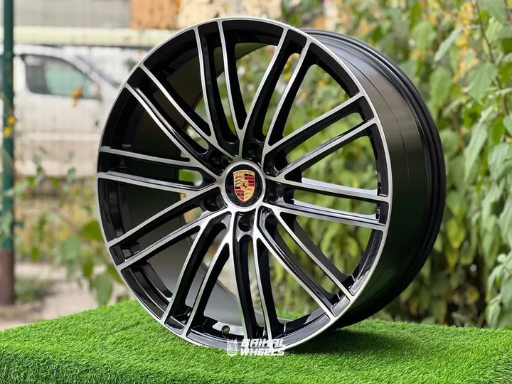 PORSCHE 0320 R22 10J ET50 5x130 DIAUUDE GLOSS BLACK FACE