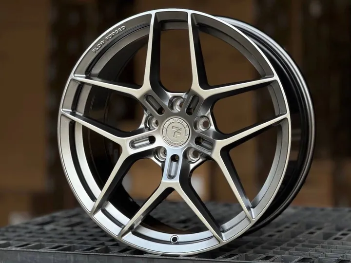 FLOW FORMING TITAN FORGED TF33 F9833 R19 8.5J ET38 5X108 DIA73.1 HYPER BLACK