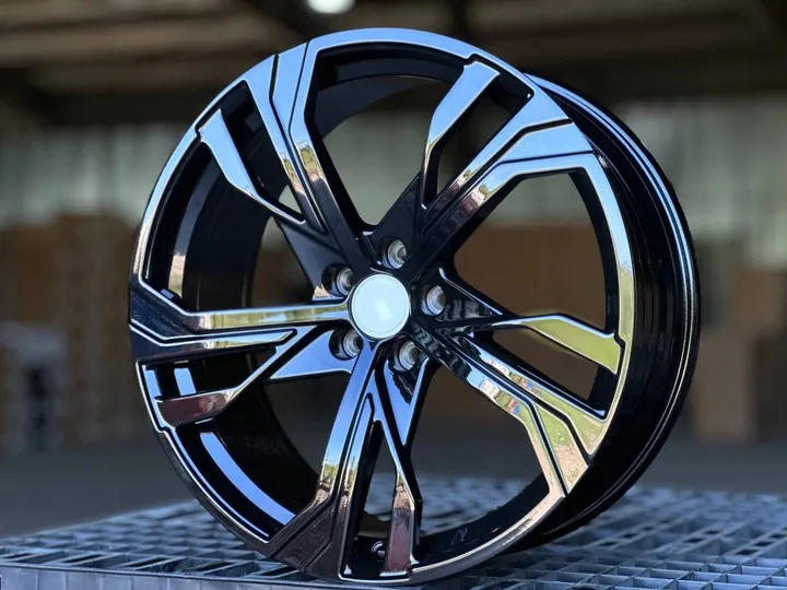 VOLVO 567 R20 8.5J ET40 5X108 DIA63.3 GLOSS BLACK