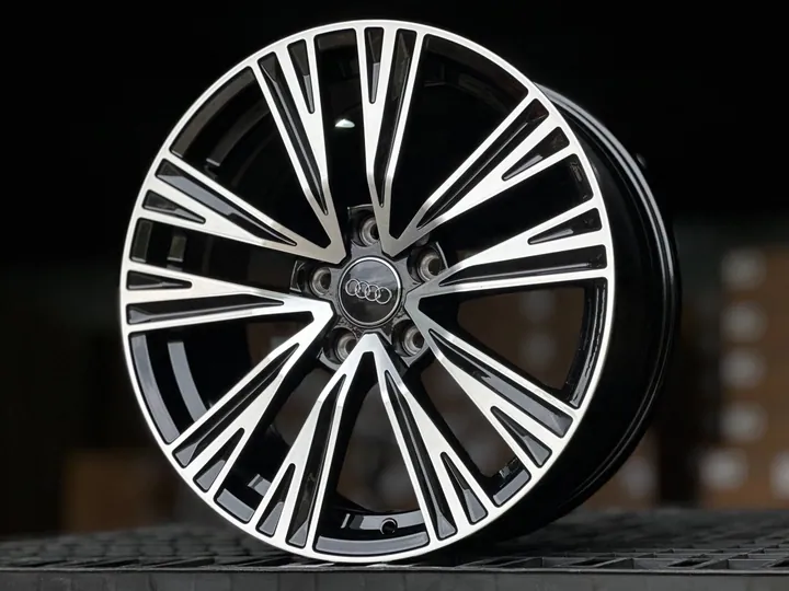 AUDI H993F FlowForming (черный) R18 8J ET35 5x112 DIA66.6 GLOSS BLACK FACE