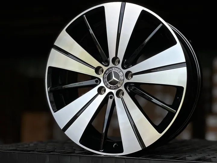 Mercedes H3298F FlowForming R18 7.5J ET52 5x112 DIA66.6 GLOSS BLACK FACE