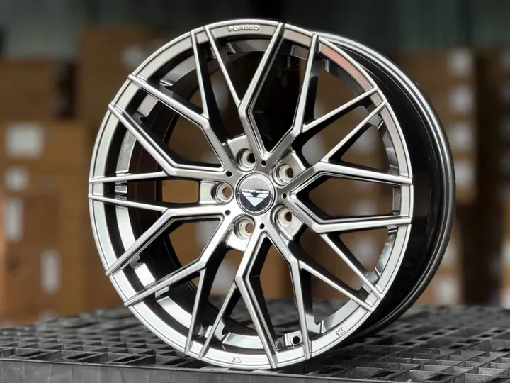 Vorsteiner VFF107 1880 R18 8J ET38 5X108 DIA73.1 HYPER BLACK