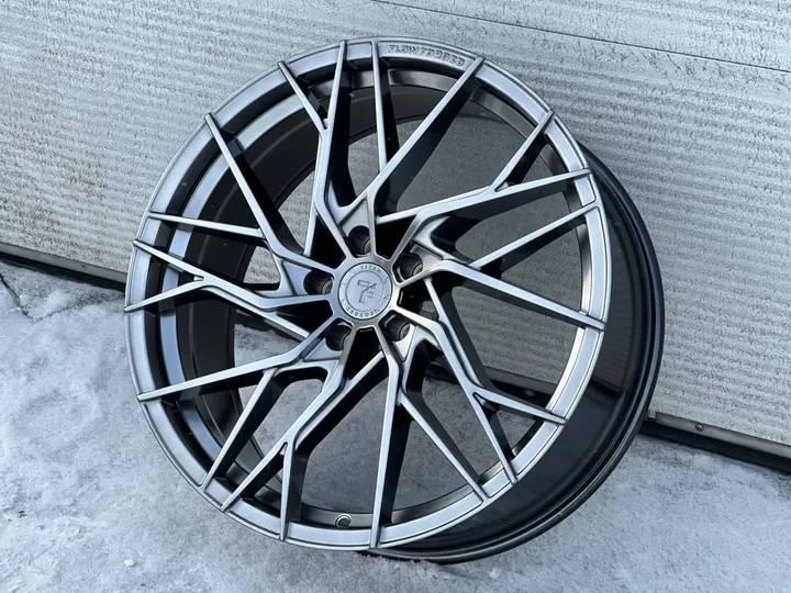 FLOW FORMING TITAN FORGED TF31 FA831 R20 9.5J ET40 5x112 DIAUUDE HYPER BLACK