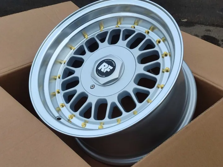RGW6615 R15 8J ET20 4x114.3 DIAUUDE SILVER FACE