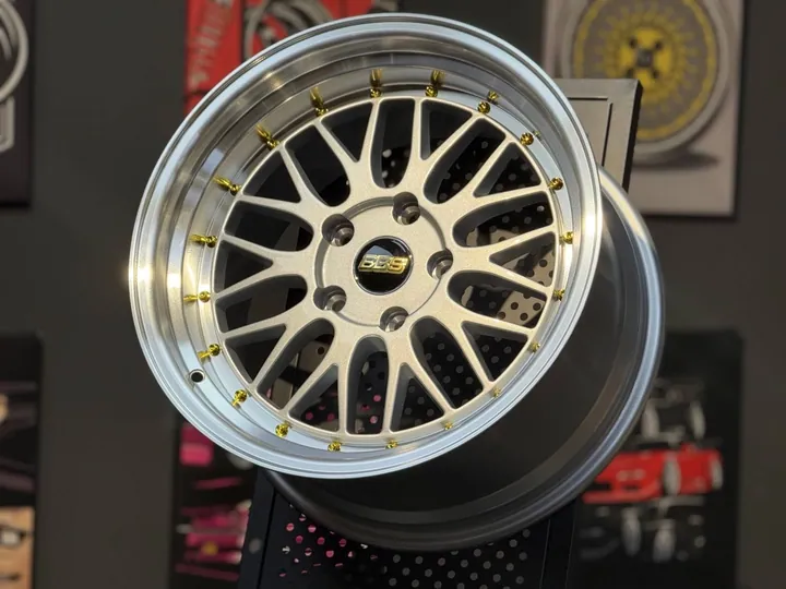 BBS LM 7236R 7236F R17 9.5J ET30 5x120 DIA74.1 SILVER FACE