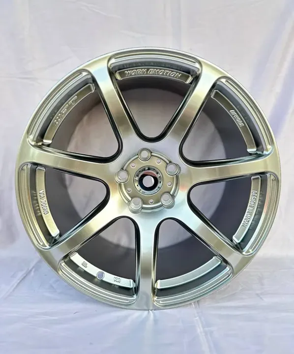 SC1008 R18 8,5J ET35 5x114,3 73.1 haper black