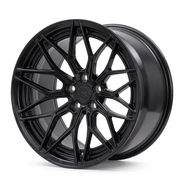 F8797 R18 8J ET35 5x112 66,6 Gloss Black